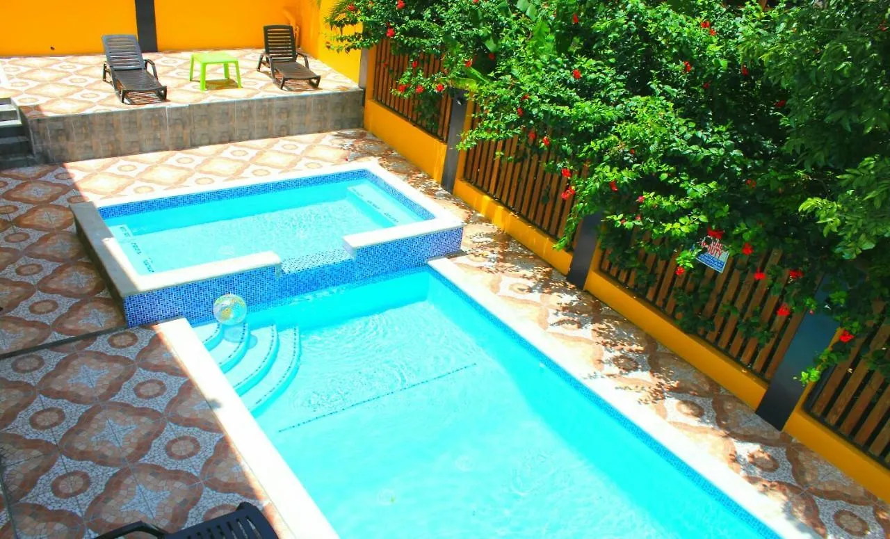 Bed & Breakfast Serene Inn Tobago Carnbee Village Trinidad And Tobago