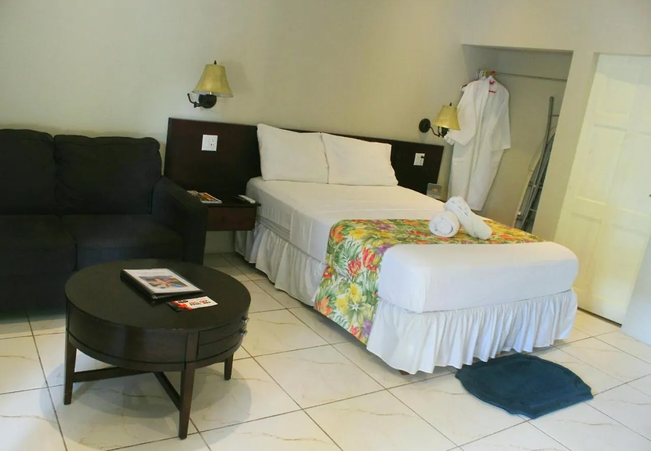 Serene Inn Tobago Carnbee Village 0*,  Trinidad And Tobago