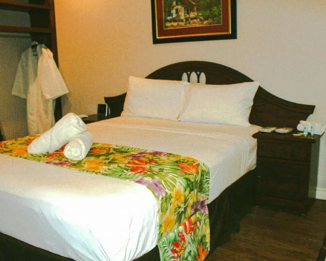 Serene Inn Tobago Carnbee Village
