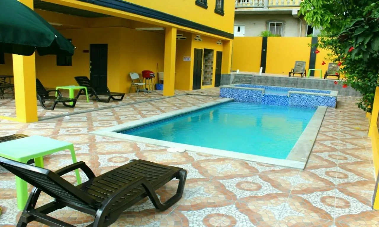 Bed & Breakfast Serene Inn Tobago Carnbee Village